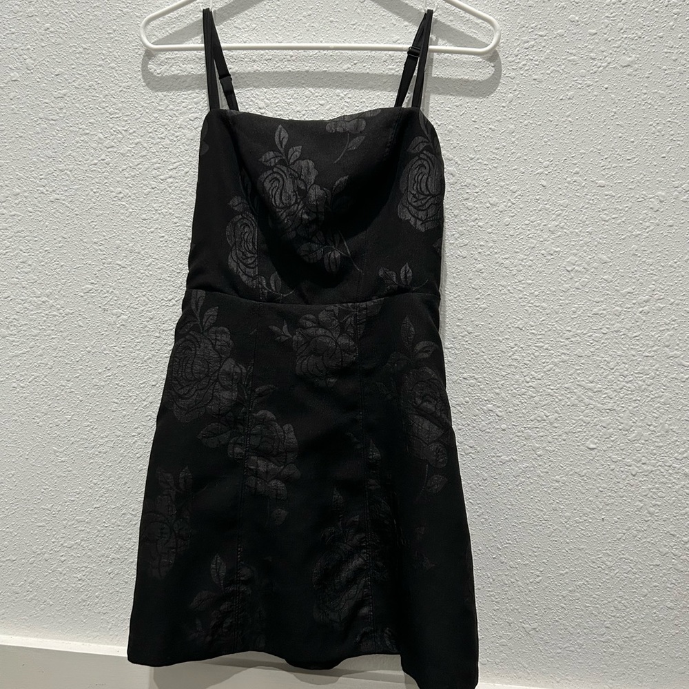 Black rose dress